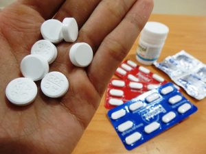 Thuốc hạ sốt cho trẻ em và người lớn