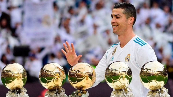 Cristiano Ronaldo – “Lão tướng” 36 tuổi vẫn miệt mài trên sân cỏ